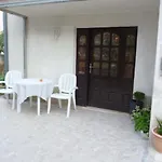 Marija * Podstrana